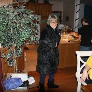 Meet your Posher, Lori